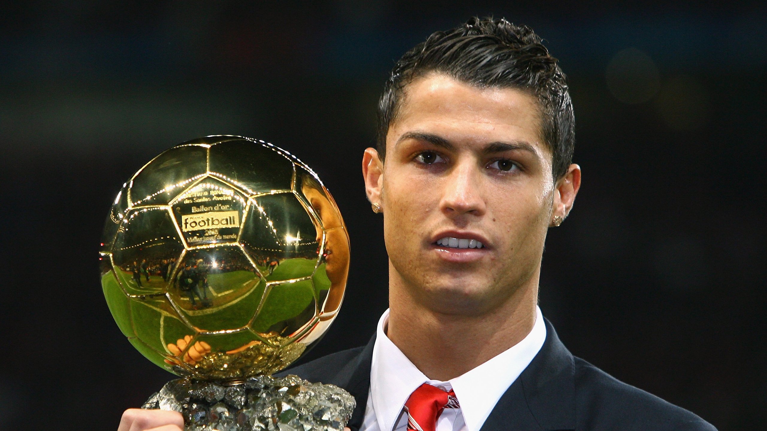 巨星云集！本赛季欧冠最佳阵容盘点，欧冠最佳比赛